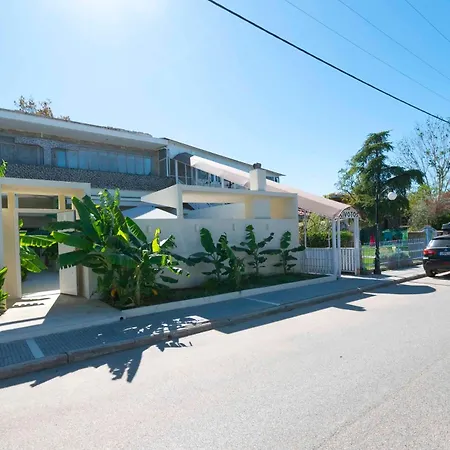 4 Elements Luxury By Rentalspro Services - Halkidiki *