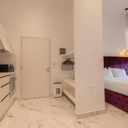4 Elements Luxury By Rentalspro Services - Halkidiki アパート